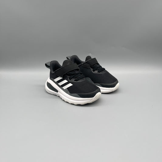 Adidas / Runner / US6