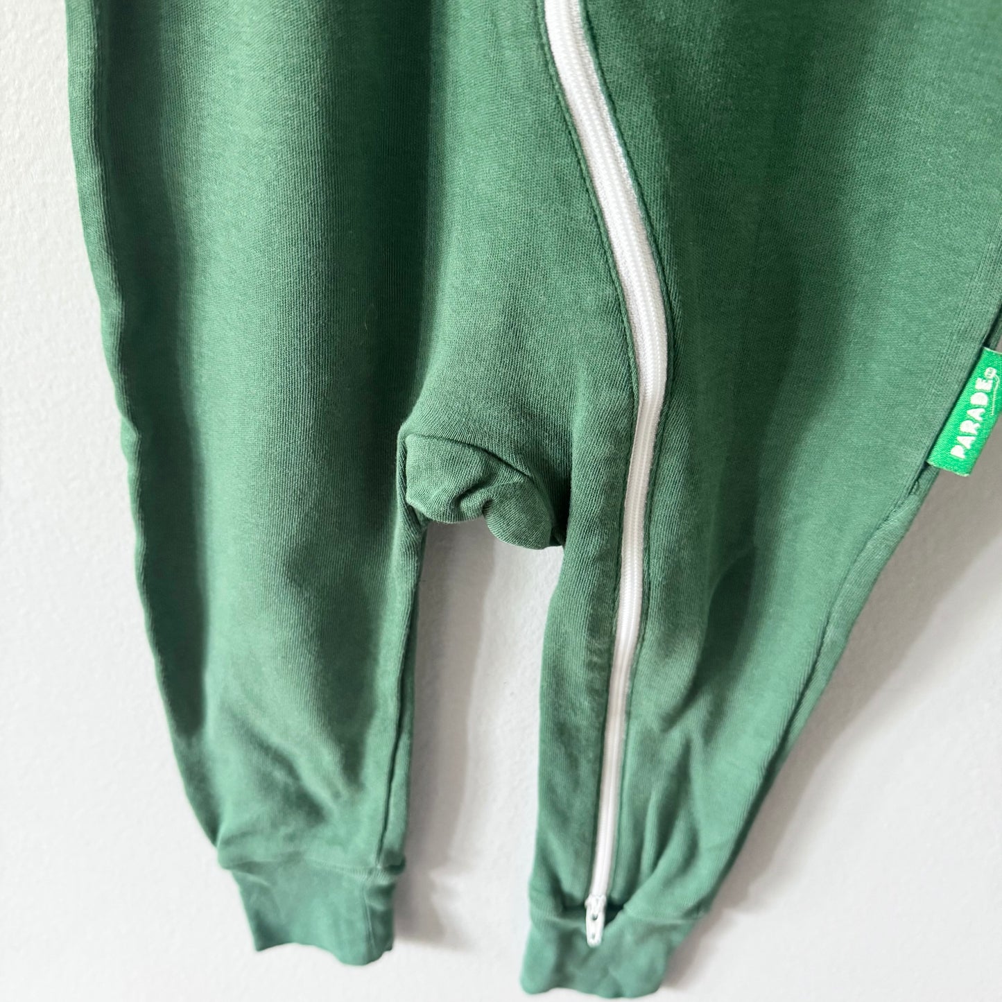 Parade Organic / Green short sleeve romper / 12-18M
