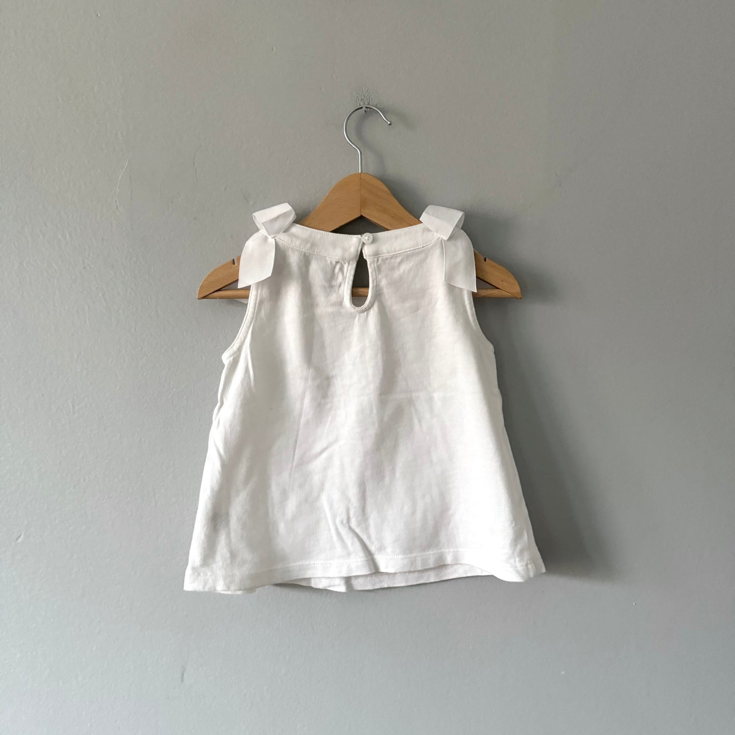 Janie & Jack / White tank with ribbon on shoulder / 2T