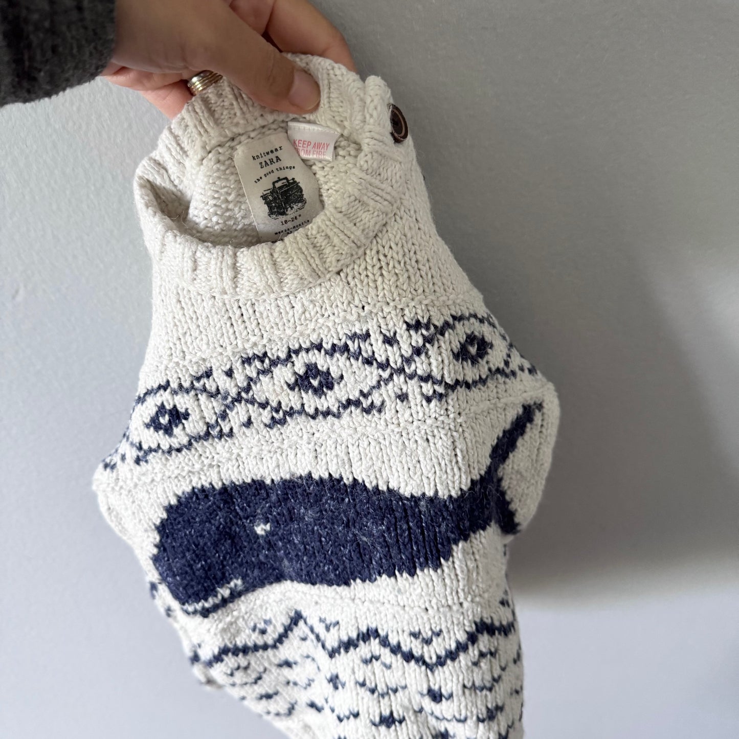 Zara / Whale white knit pullover / 18-24M
