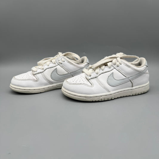Nike / Running Shoes / US13