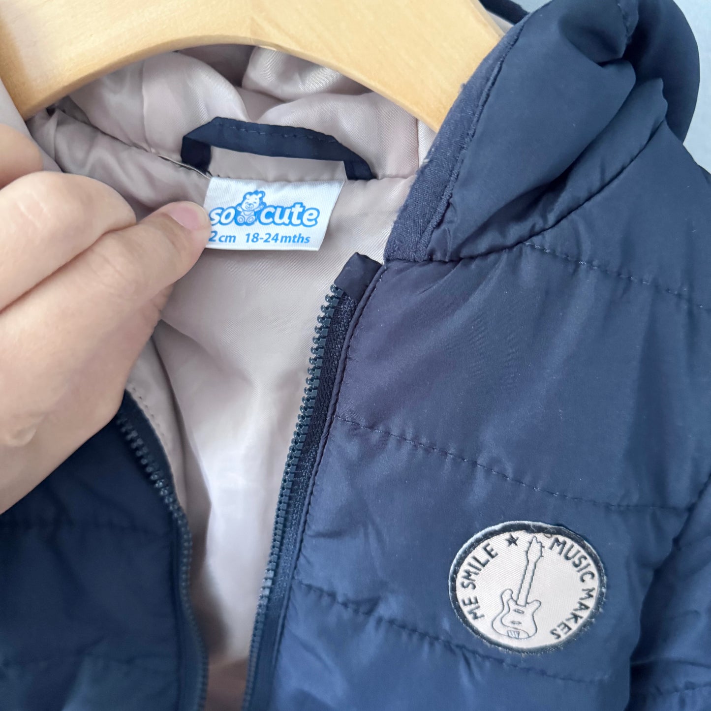 So Cute / Navy light puffer jacket / 18-24M