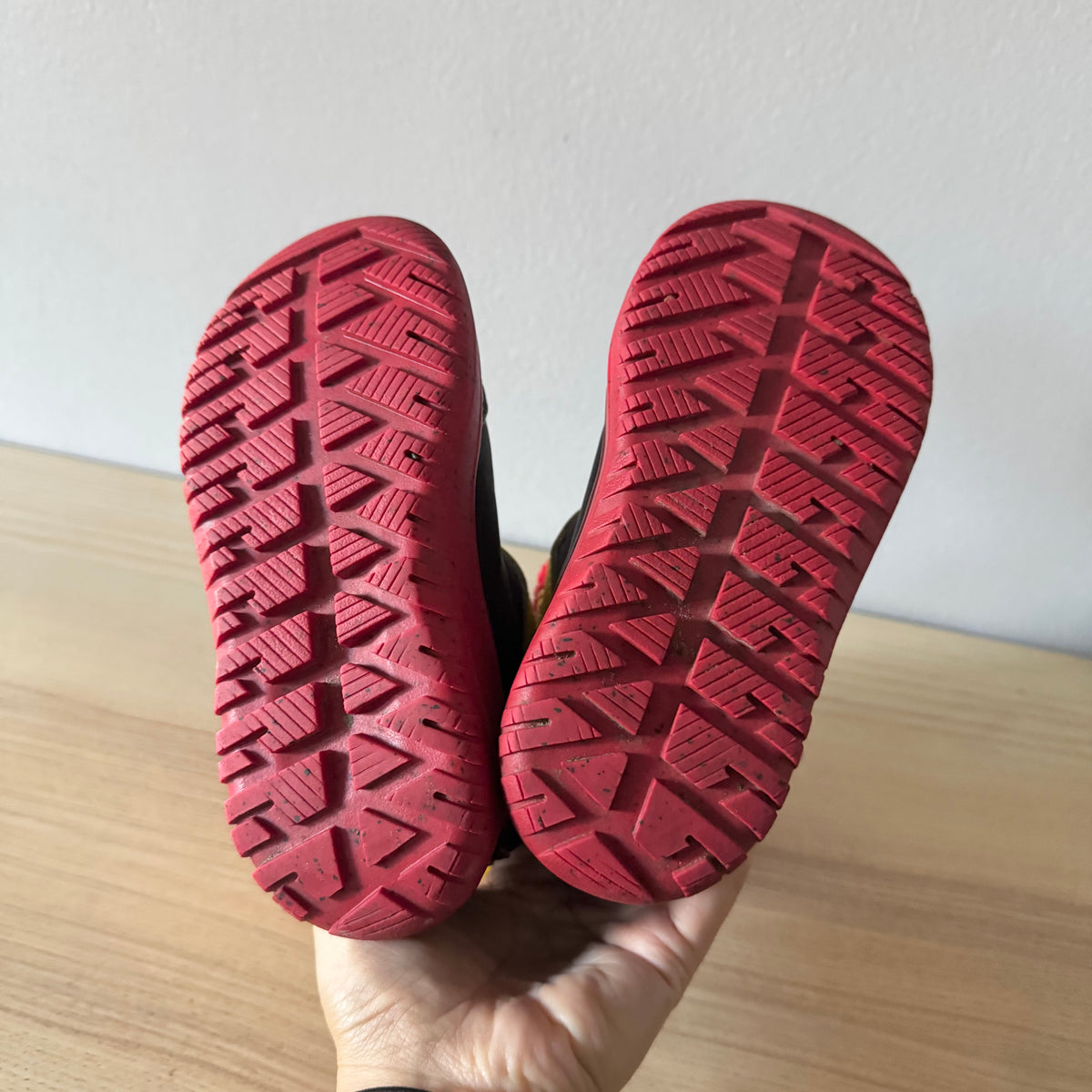 Adidas x Disney / Snow boots / US10