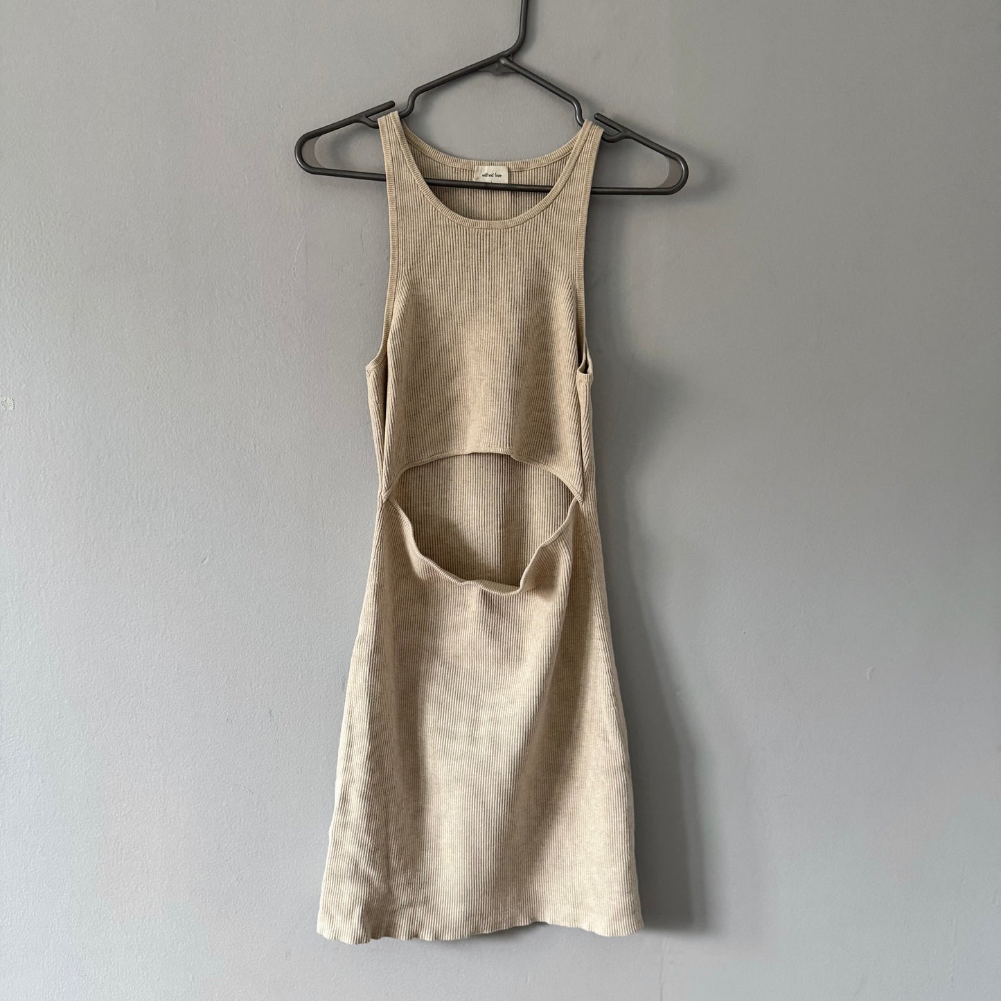 Wilfred Free / Robe en maille côtelée beige / L