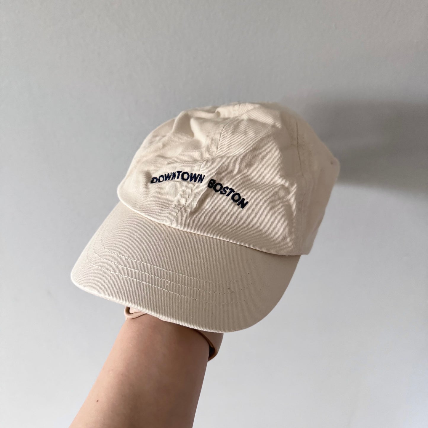 Zara / Casquette beige / 2-4 ans