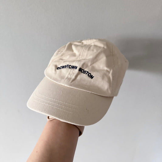 Zara / Beige cap / 2-4Y