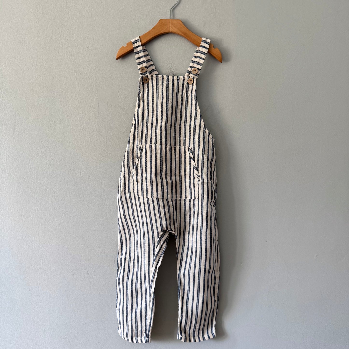 Zara / White blue linen overalls / 4-5Y