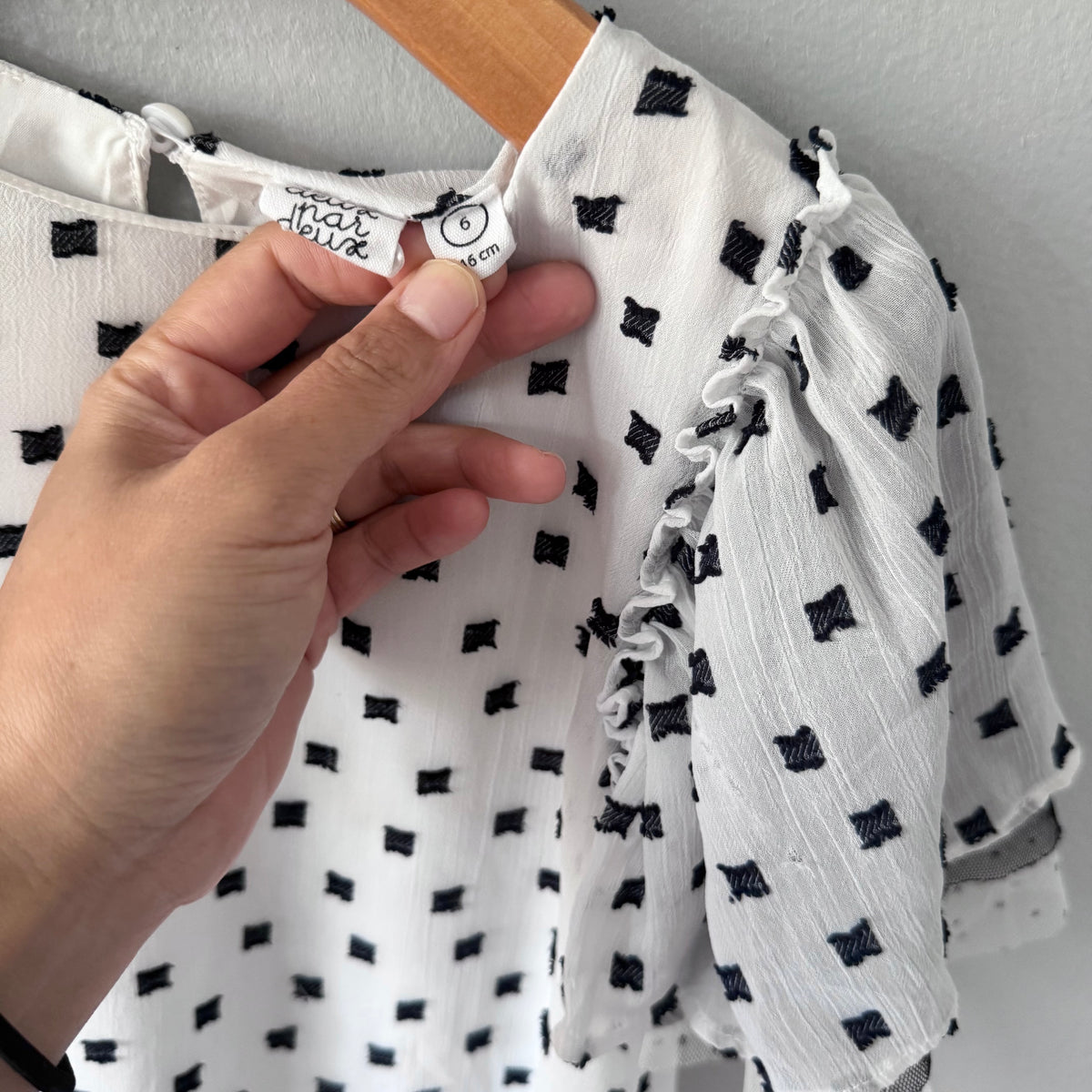 Deux par Deux / Whtie x black dress / 6Y