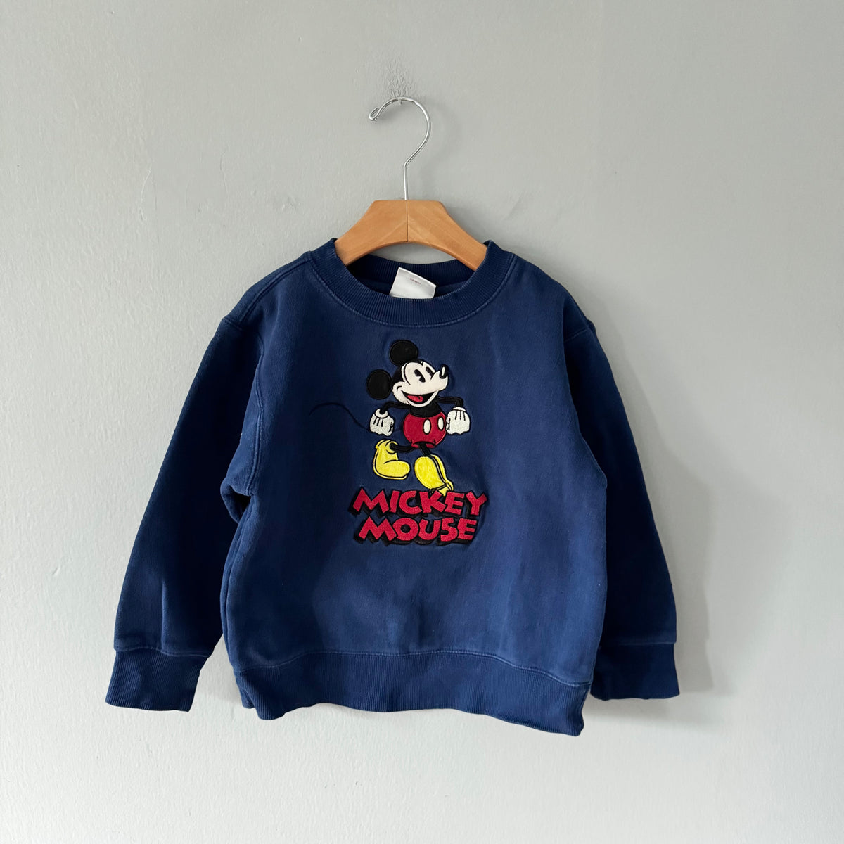 Disney Store / Navy Mickey sweatshirt / 4Y