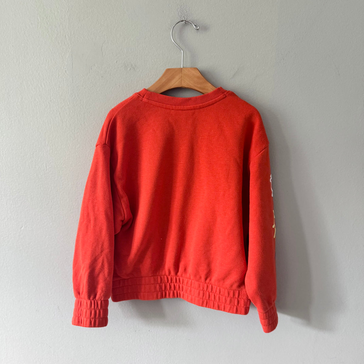 Nike / Orange sweatshirt / 4-5Y