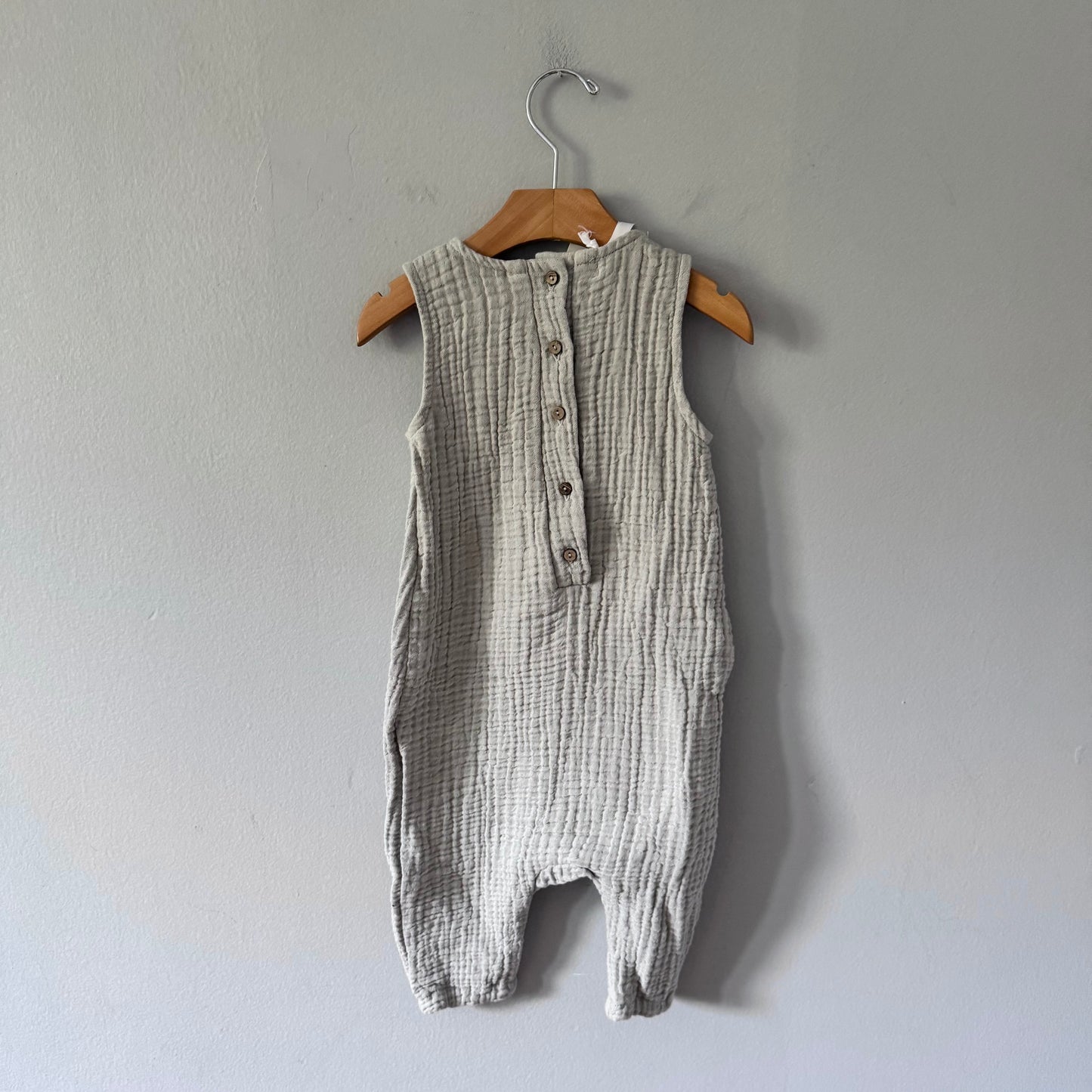 Beba bean / Grey muslin romper / 9-12M - New with tag