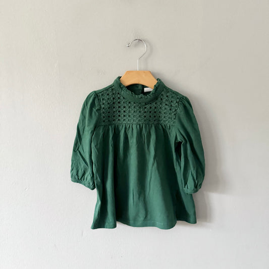 Gap / Green long sleeve / 4-5Y