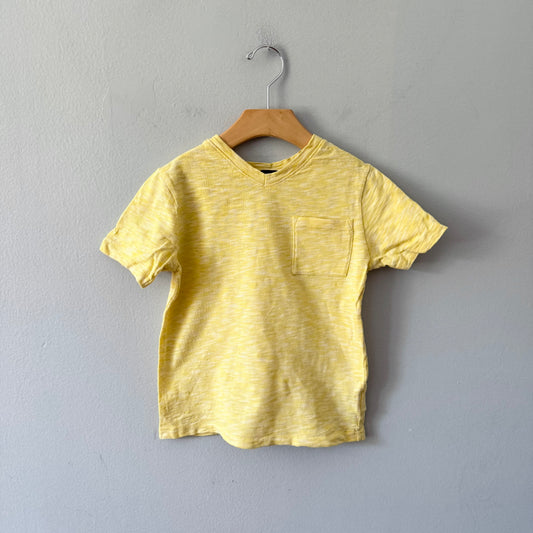 Gap / Yellow V neck T-shirt / 5Y