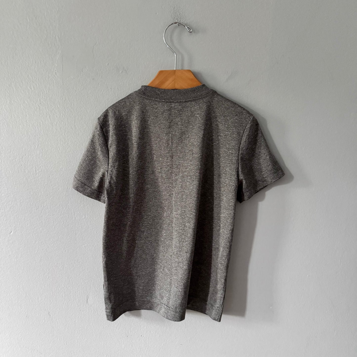 Nike / Dark grey Dri-Fit / 5-6Y