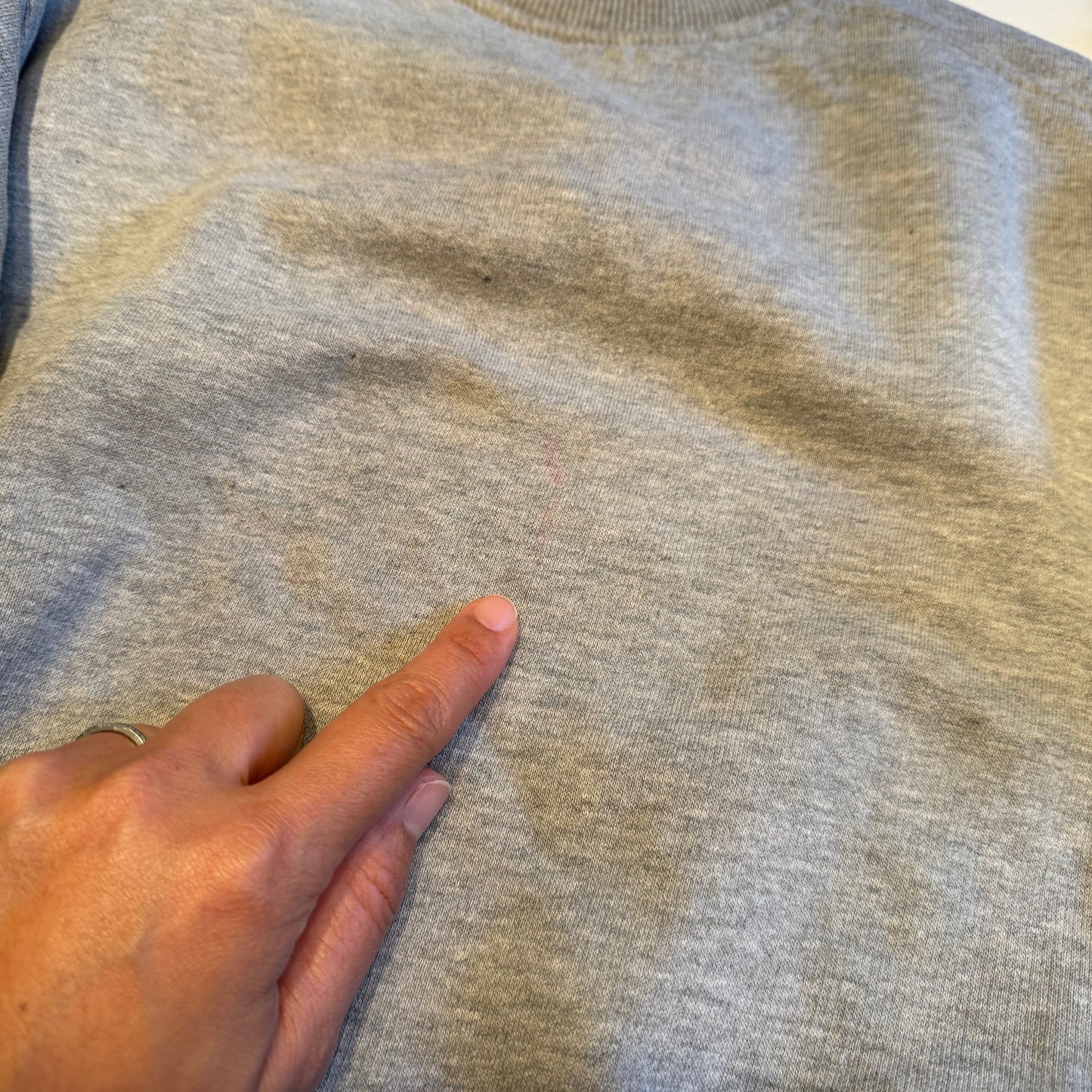 Zara / Light grey sweatshirt / 6Y