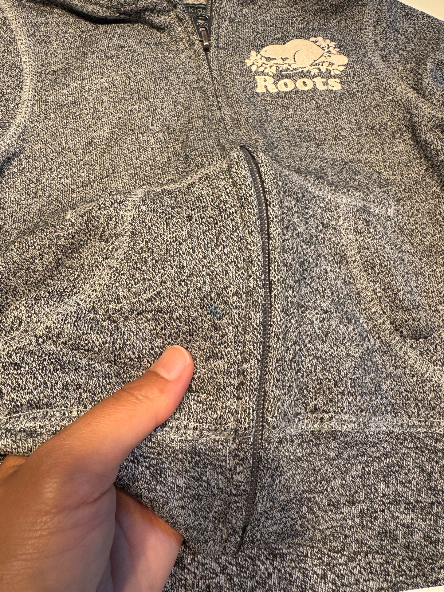 Roots / Salt and pepper zip up hoodie / 3T