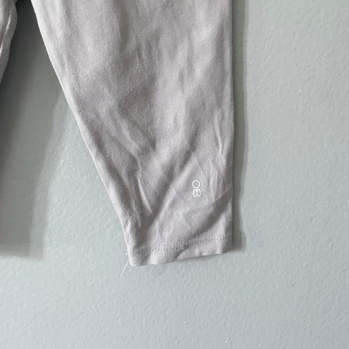 Obaibi / Light grey leggings / 6M