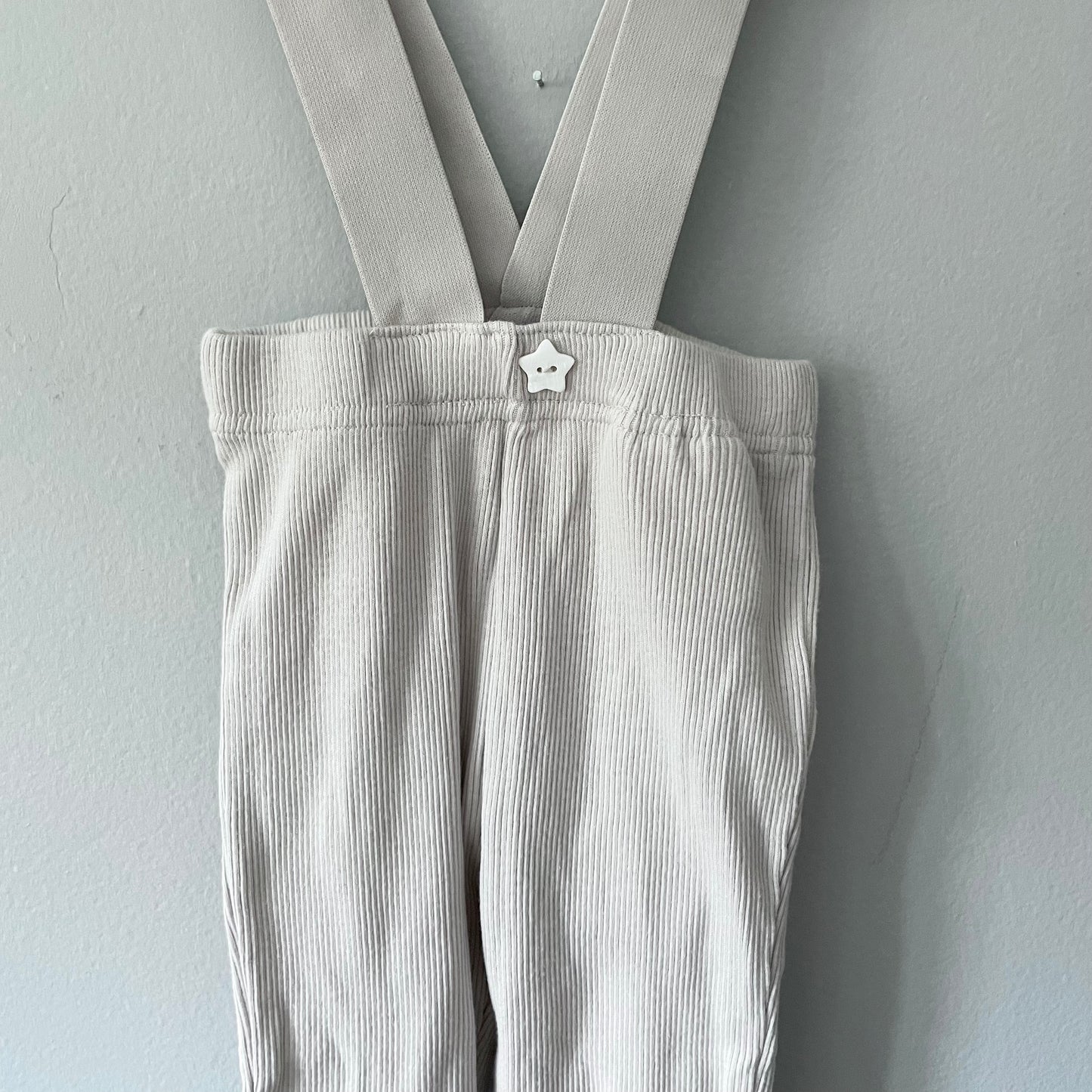 Cottoli / Light grey ribbed leggings with strap / 18-24M