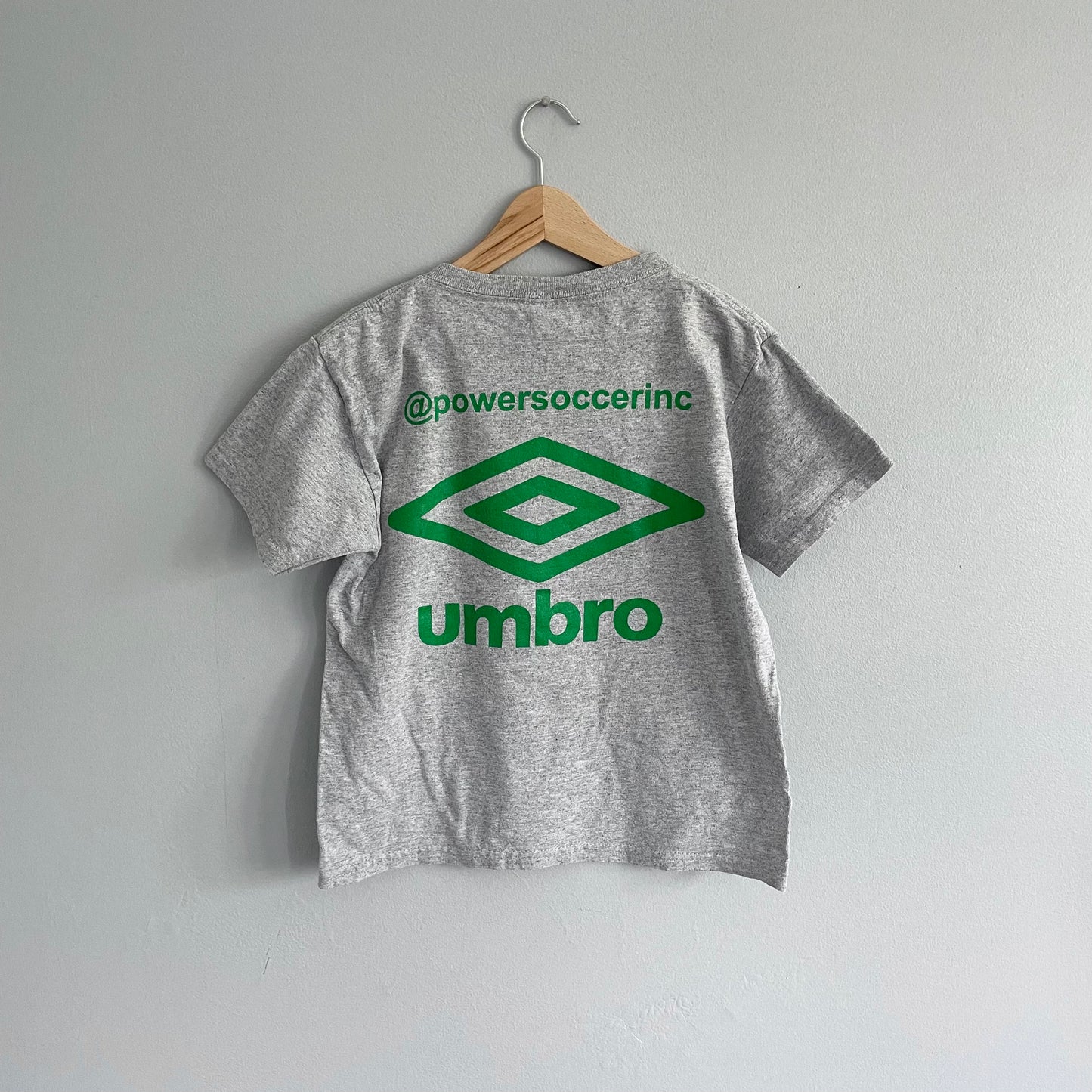 No brand / Soccer t-shirt / 8-9Y