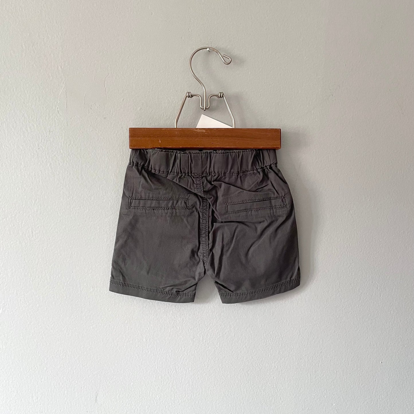 Deux par Deux / Dark grey short pants / 18M