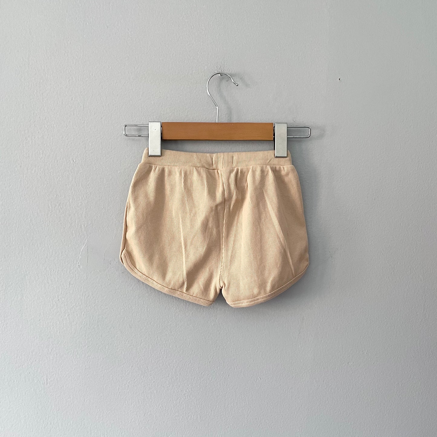 Phil & Phae / Ribbed organic cotton shorts / 3Y